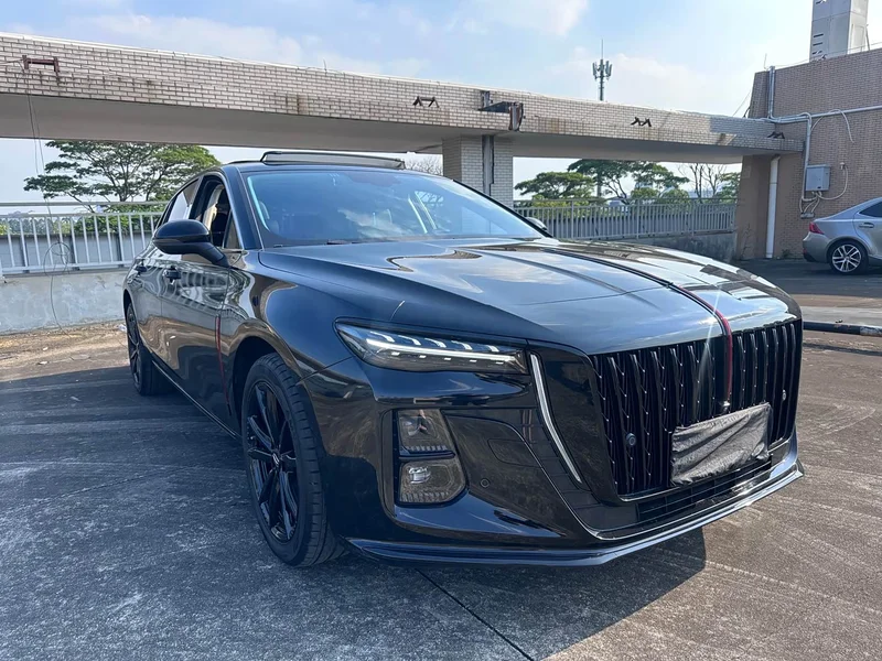 Hongqi H5 — фото 3