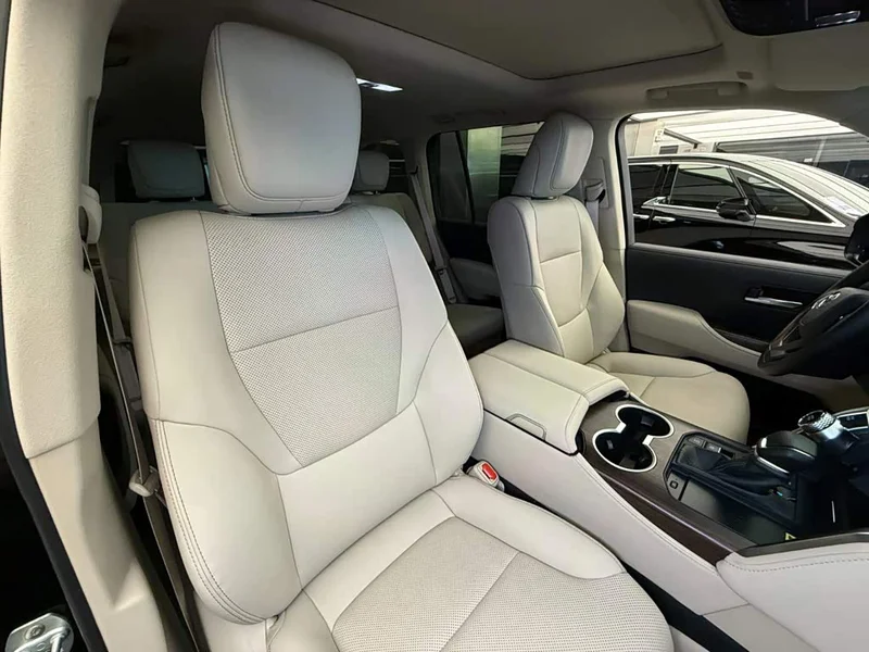 Toyota Land Cruiser (Imported) — фото 14