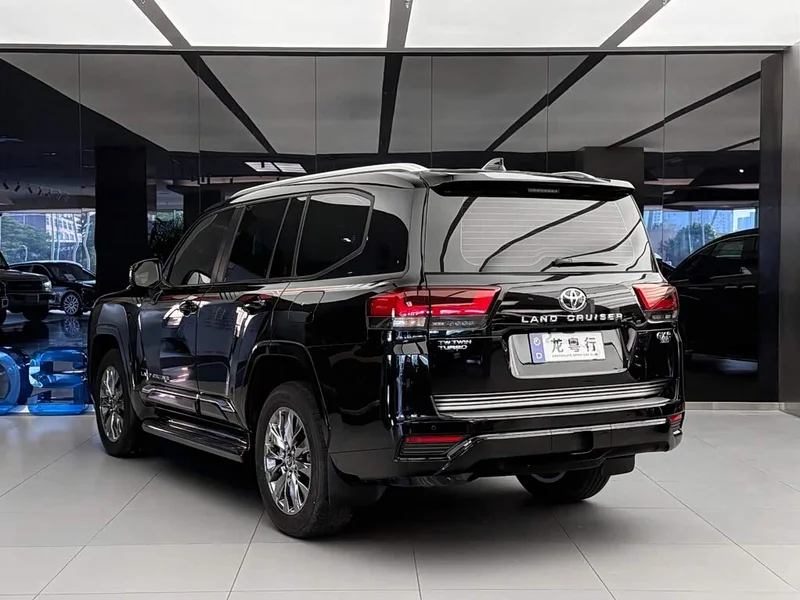 Toyota Land Cruiser (Imported) — фото 4