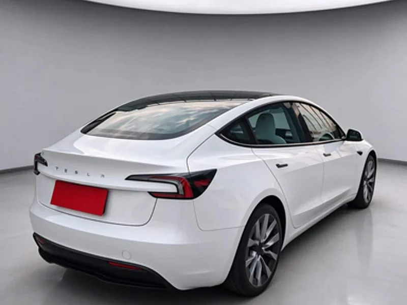 Tesla Model 3 — фото 6