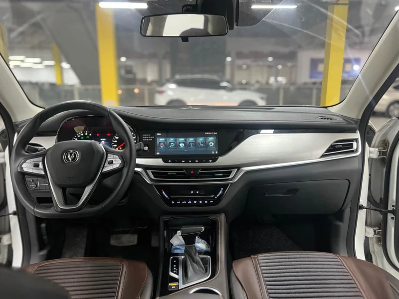 Changan CS35PLUS — фото 10