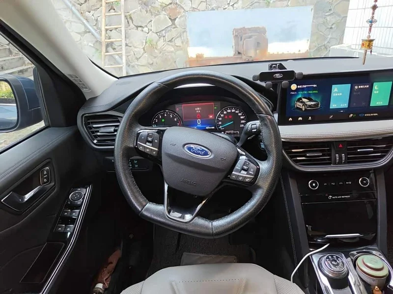Ford Edge — фото 6