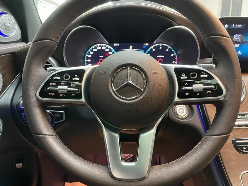 Mercedes-Benz GLC — фото 12