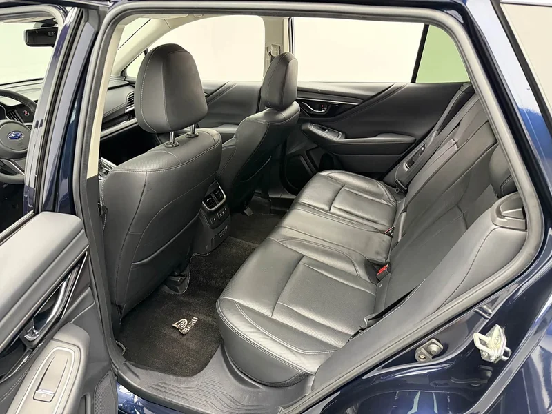 Subaru Outback — фото 16