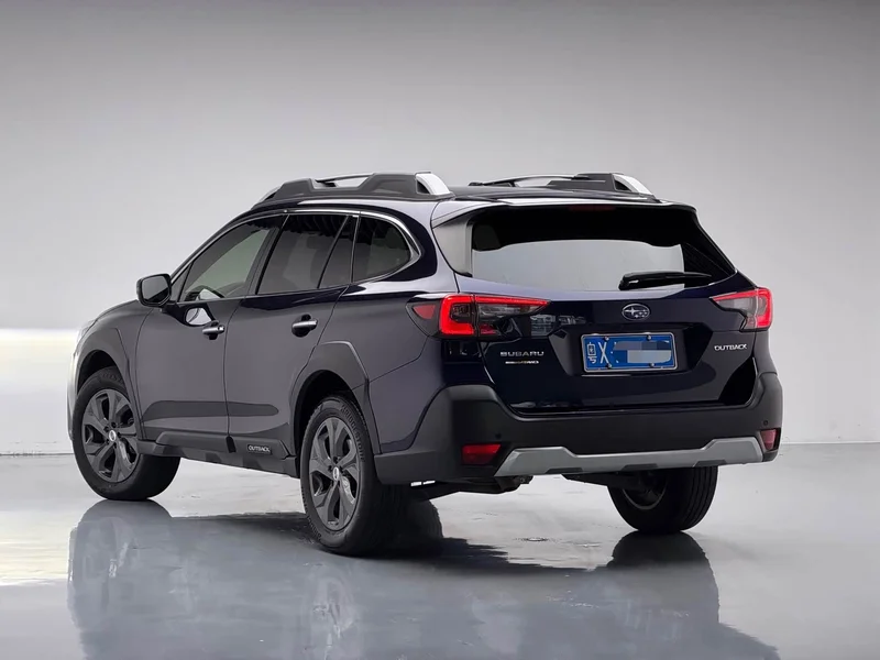Subaru Outback — фото 5