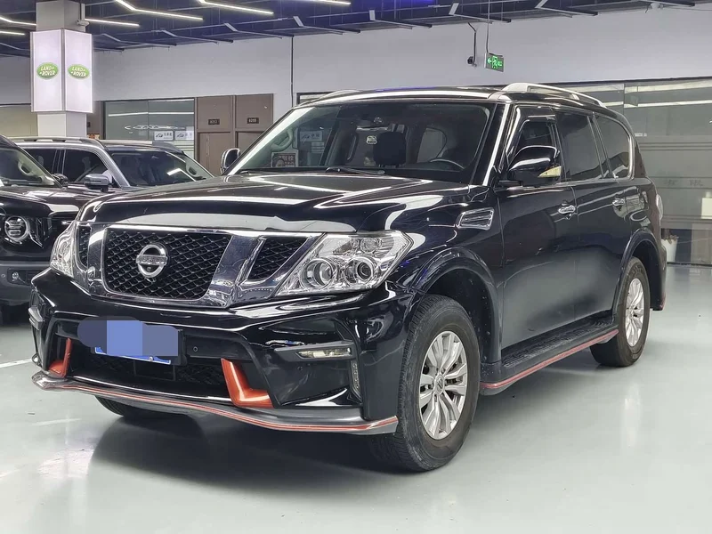 Nissan Patrol — фото 1