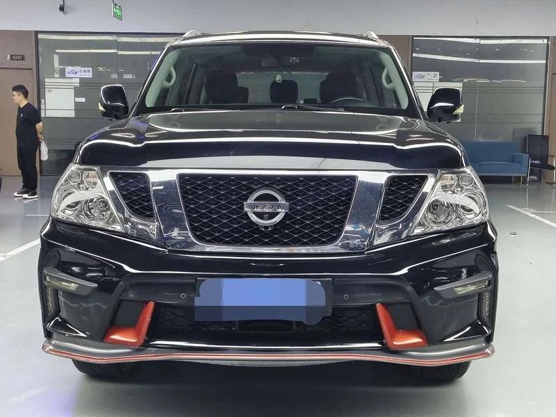 Nissan Patrol — фото 2