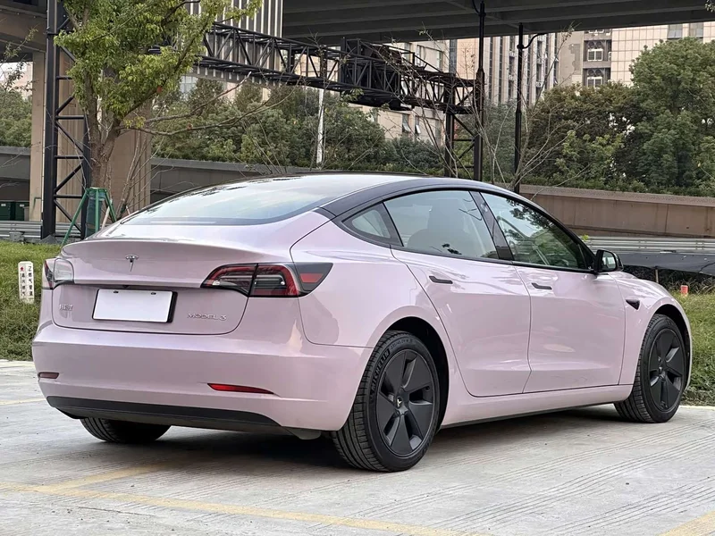 Tesla Model 3 — фото 12