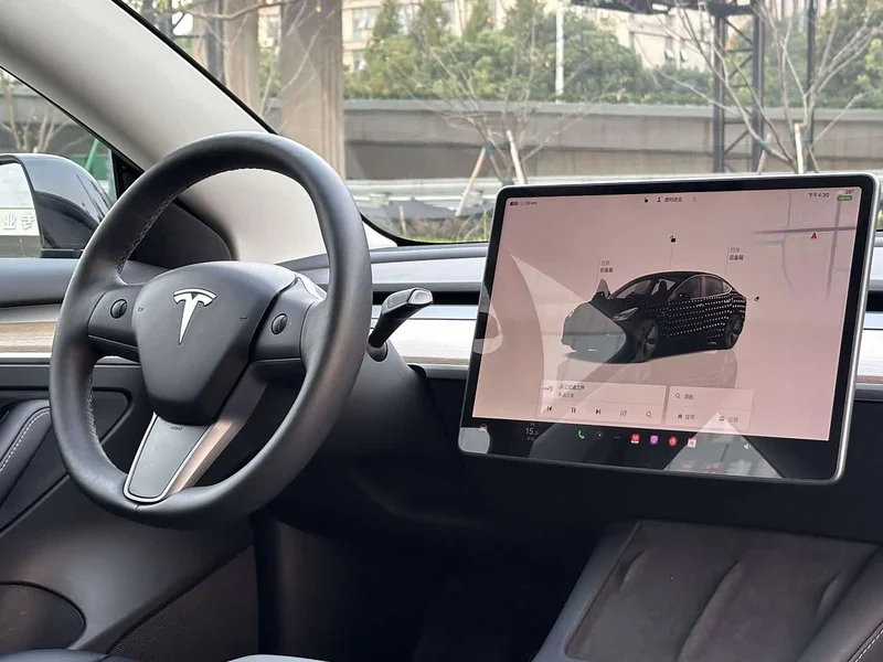 Tesla Model 3 — фото 15