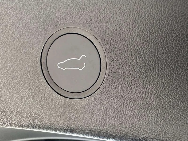 Tesla Model 3 — фото 6