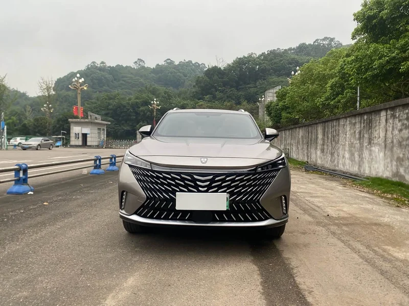 Roewe RX5 New Energy — фото 2