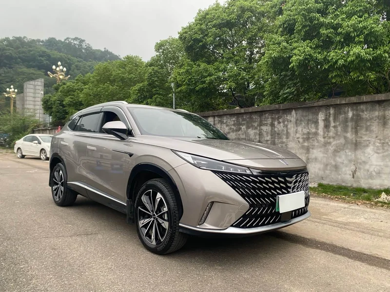 Roewe RX5 New Energy — фото 3