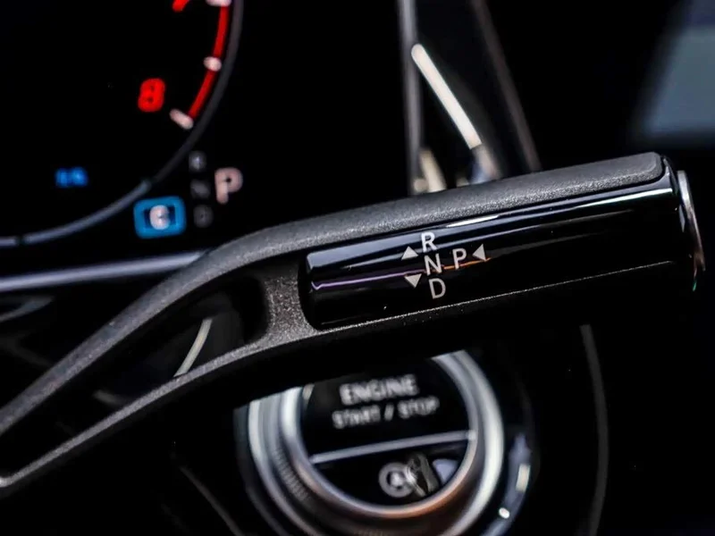 Mercedes-Benz E-Class — фото 17