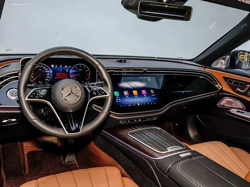 Mercedes-Benz E-Class — фото 24