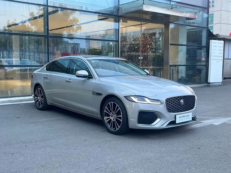 Jaguar XFL — фото 3