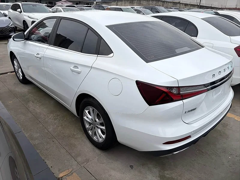 Roewe i5 — фото 4