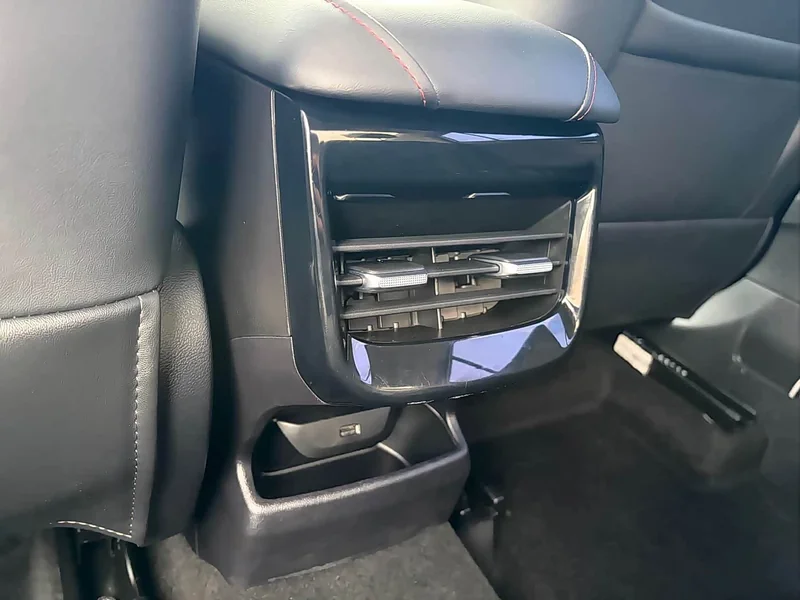 Roewe i5 — фото 10