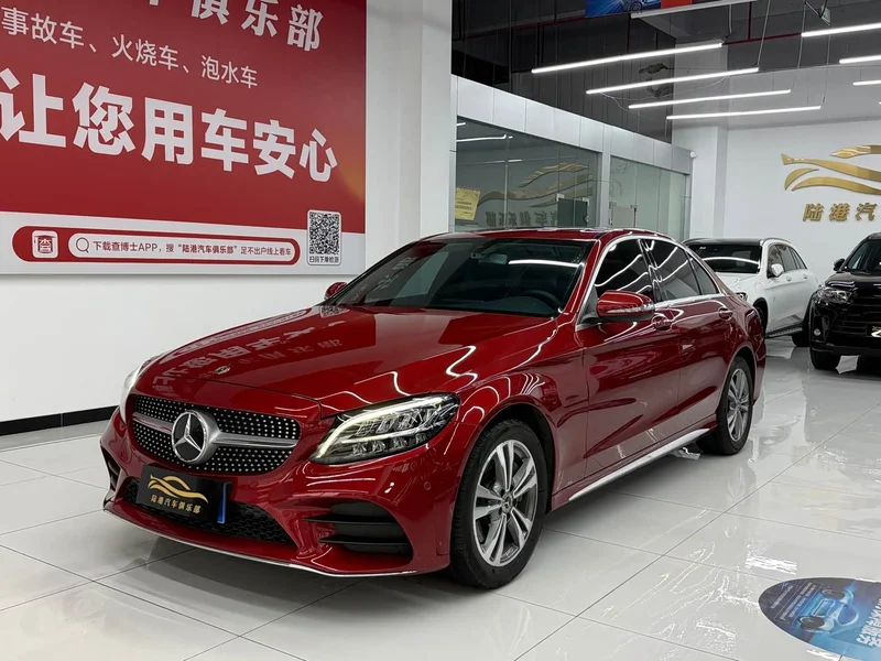 Mercedes-Benz C-Class — фото 1