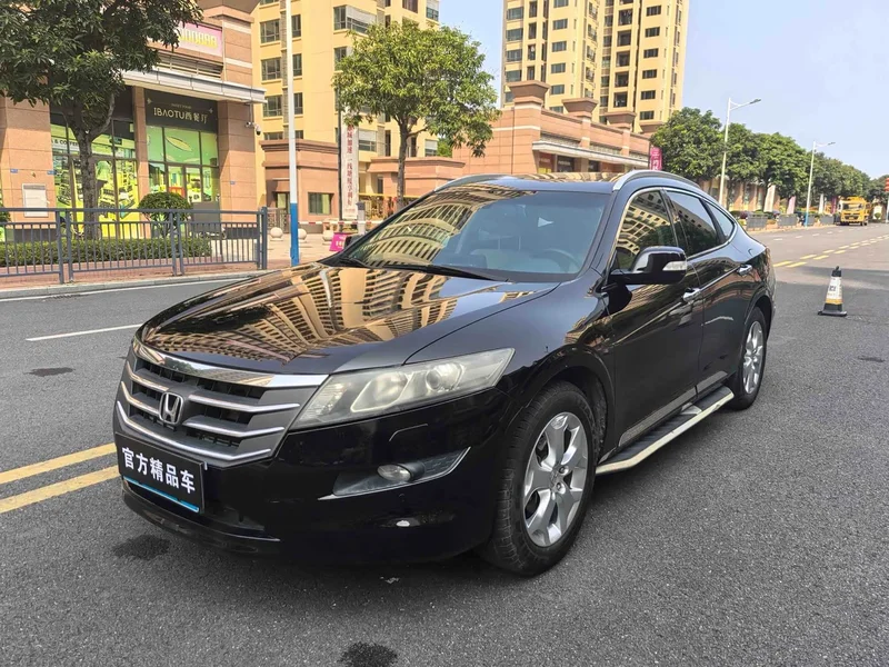 Honda Crosstour — фото 1