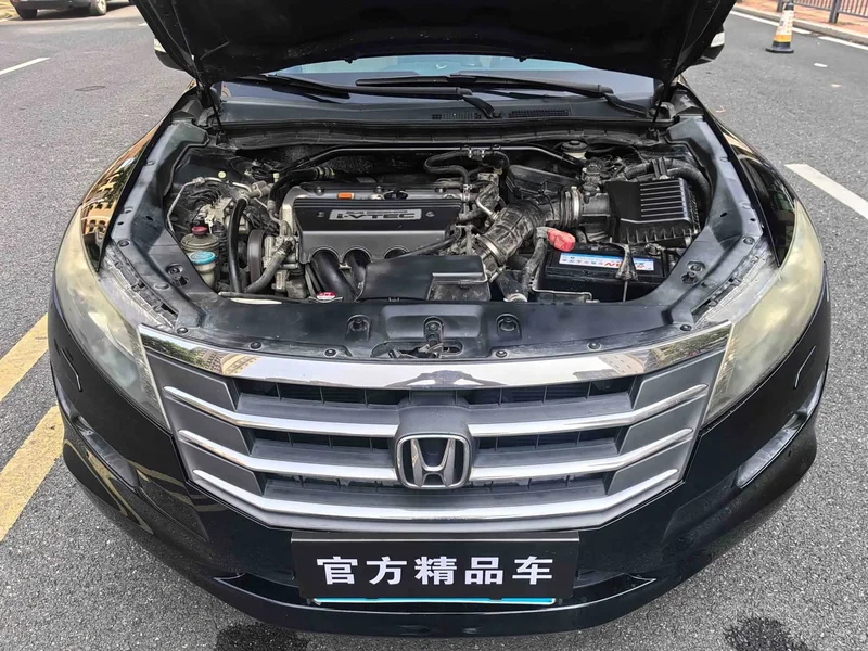 Honda Crosstour — фото 15