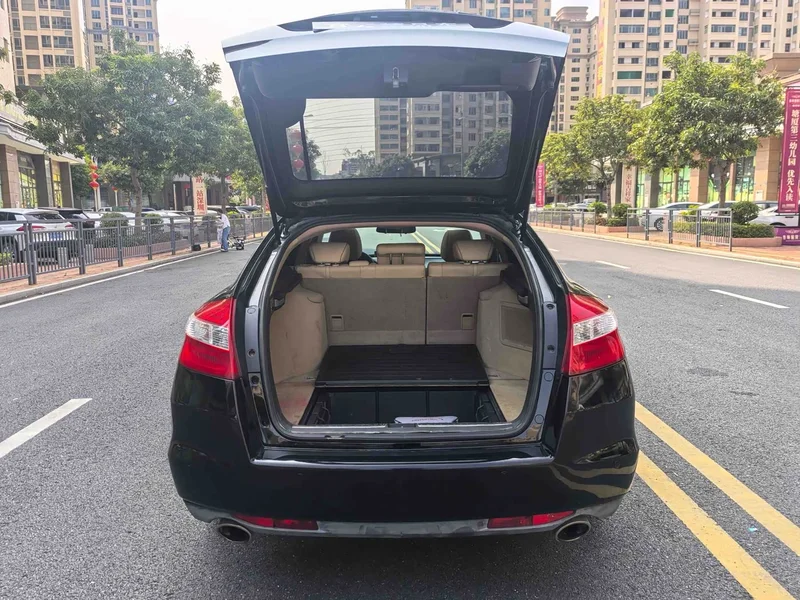 Honda Crosstour — фото 16