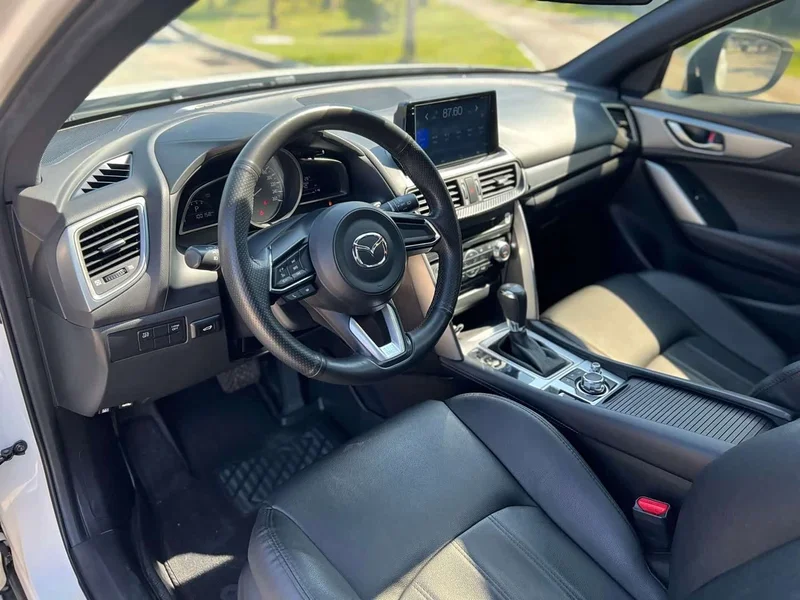 Mazda CX-4 — фото 15