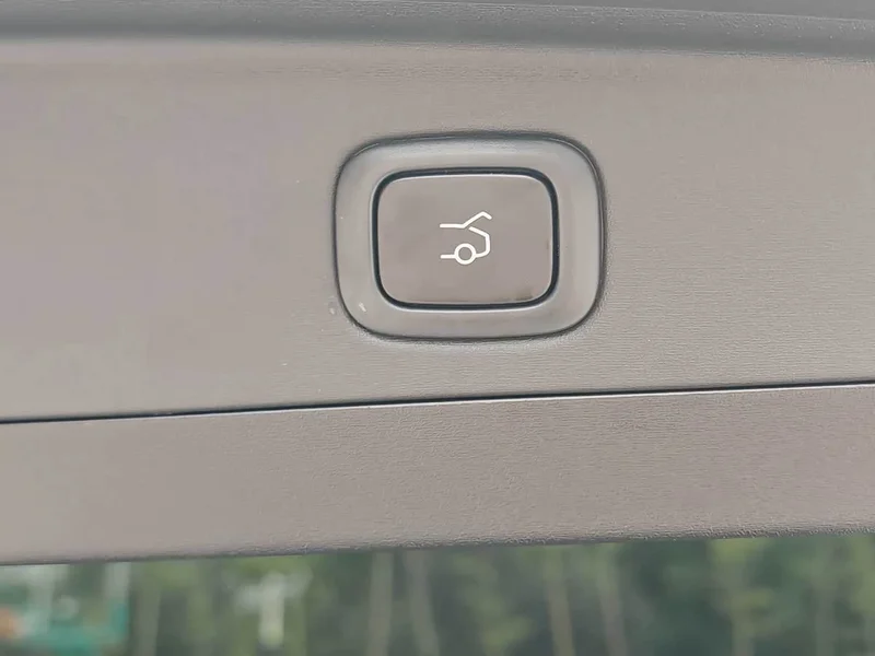 NIO EC6 — фото 14