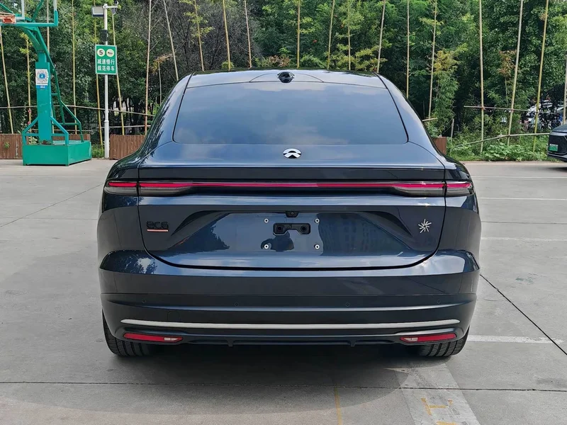 NIO EC6 — фото 10