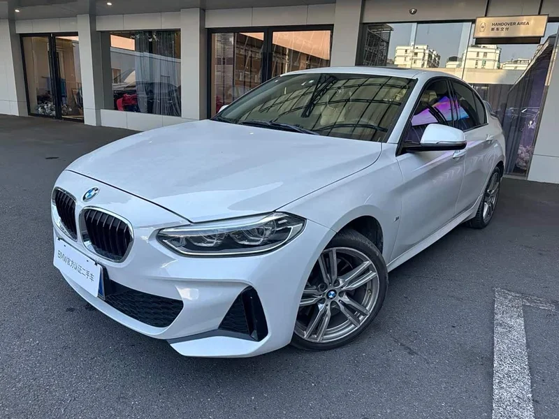 BMW 1-Series — фото 1