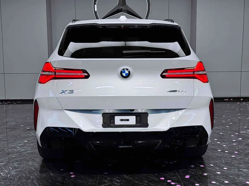 BMW X3 — фото 8