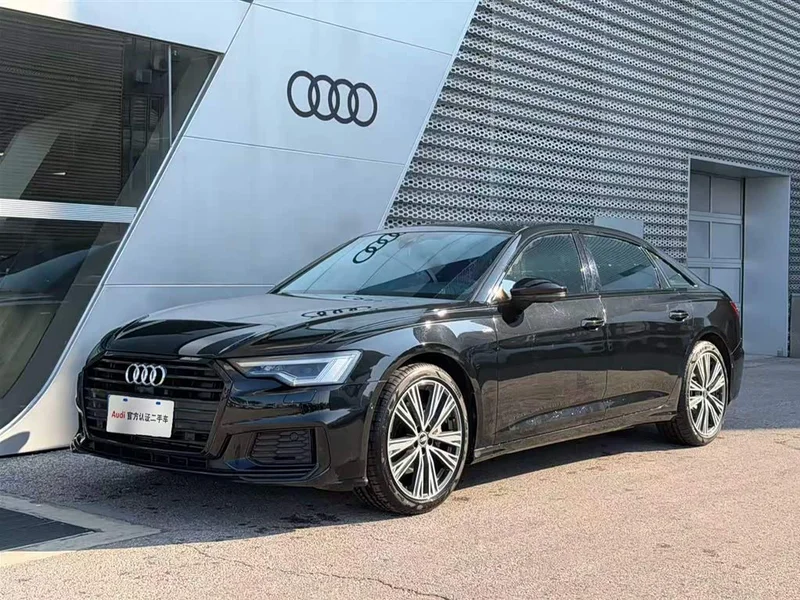 Audi A6L — фото 1