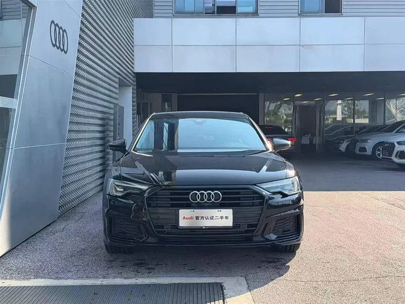 Audi A6L — фото 2