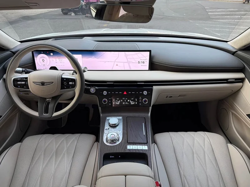 Genesis G80 — фото 17