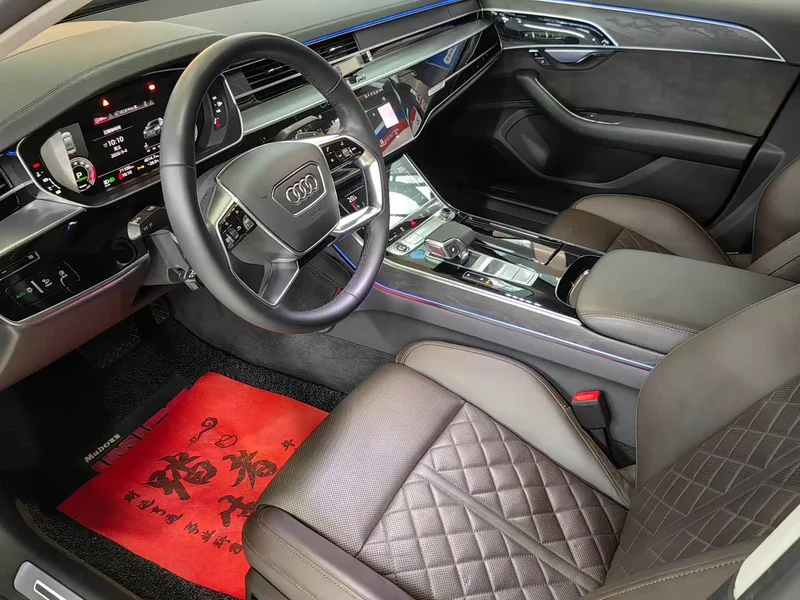 Audi A8 — фото 3