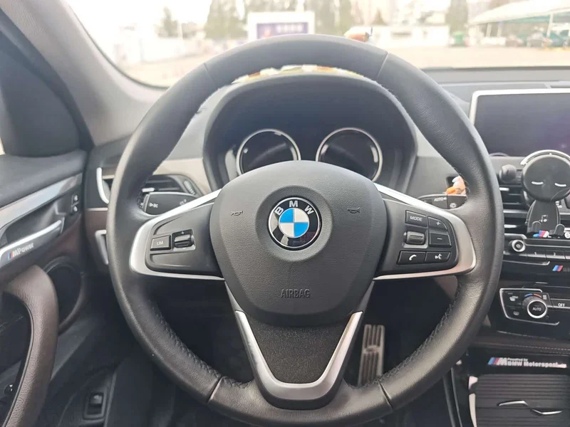BMW X1 — фото 14