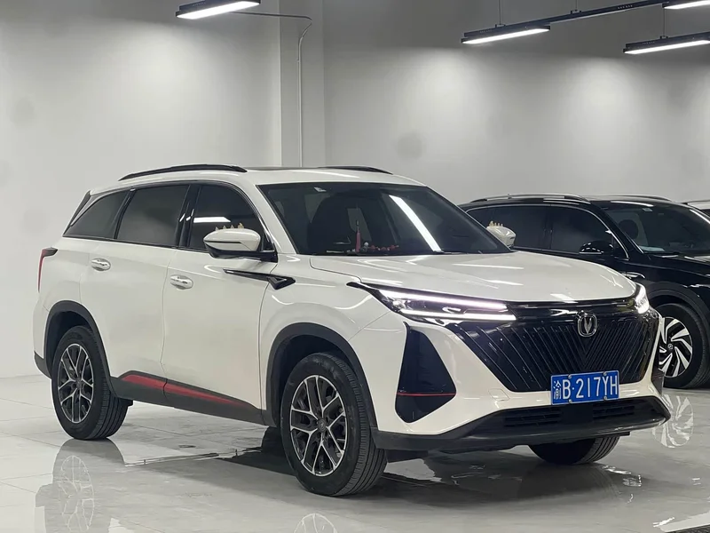 Changan CS75PLUS — фото 3