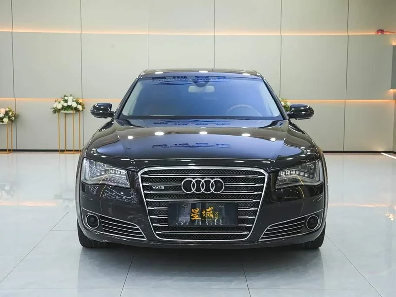 Audi A8 — фото 11