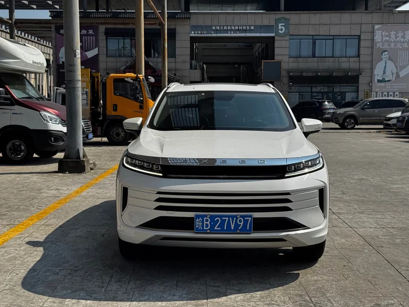 Exeed Zhuifeng — фото 2