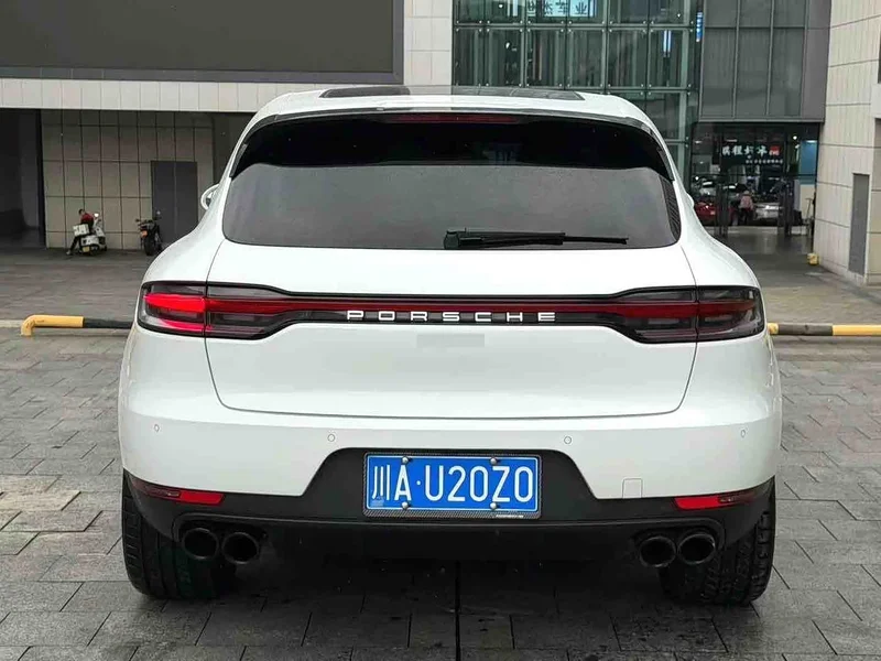 Porsche Macan — фото 7