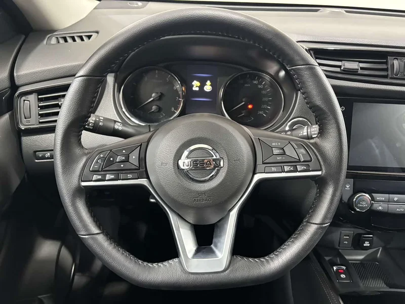Nissan X-Trail — фото 11