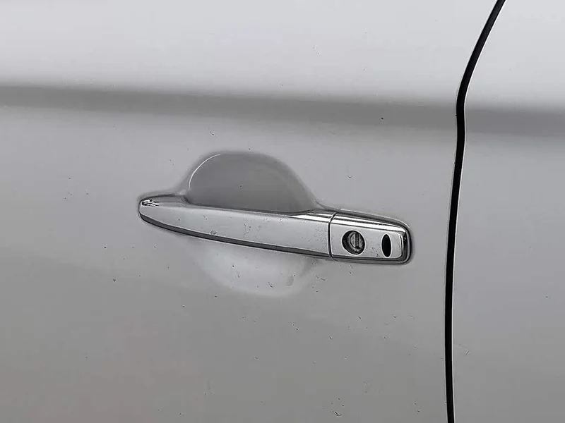 Mitsubishi Outlander — фото 18