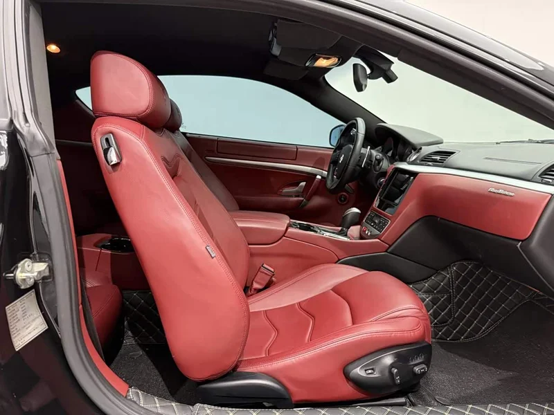 Maserati GranTurismo — фото 18