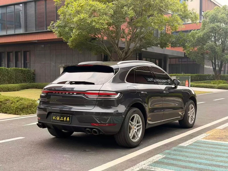 Porsche Macan — фото 7