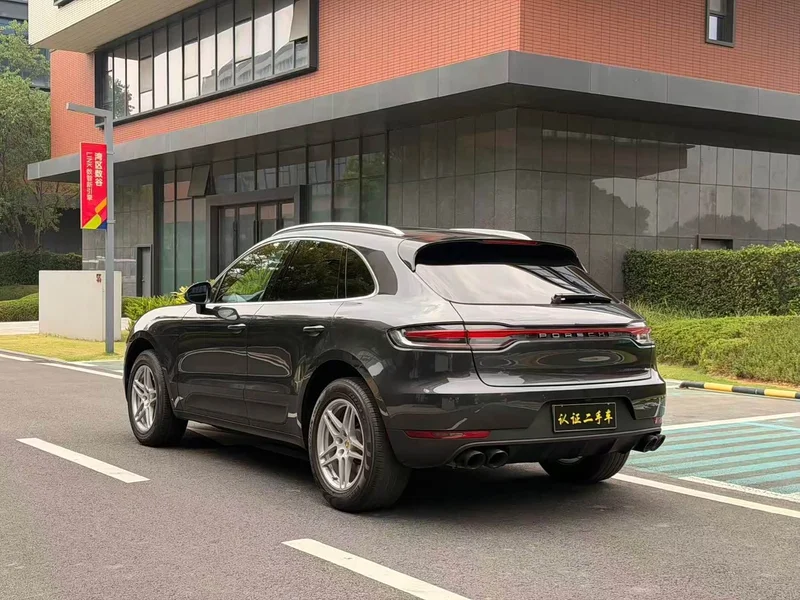 Porsche Macan — фото 9