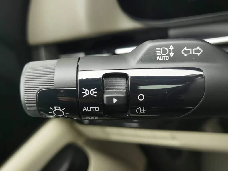 Kia Carnival — фото 21