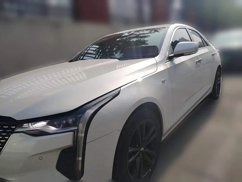Cadillac CT4 — фото 2