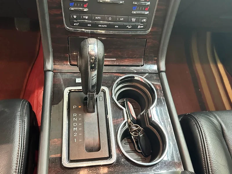 Lincoln Navigator — фото 15