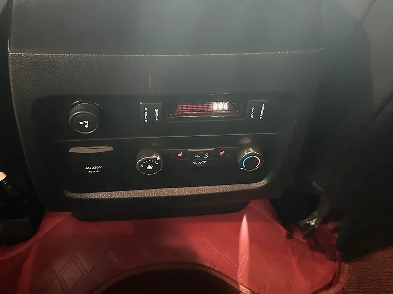 Lincoln Navigator — фото 16