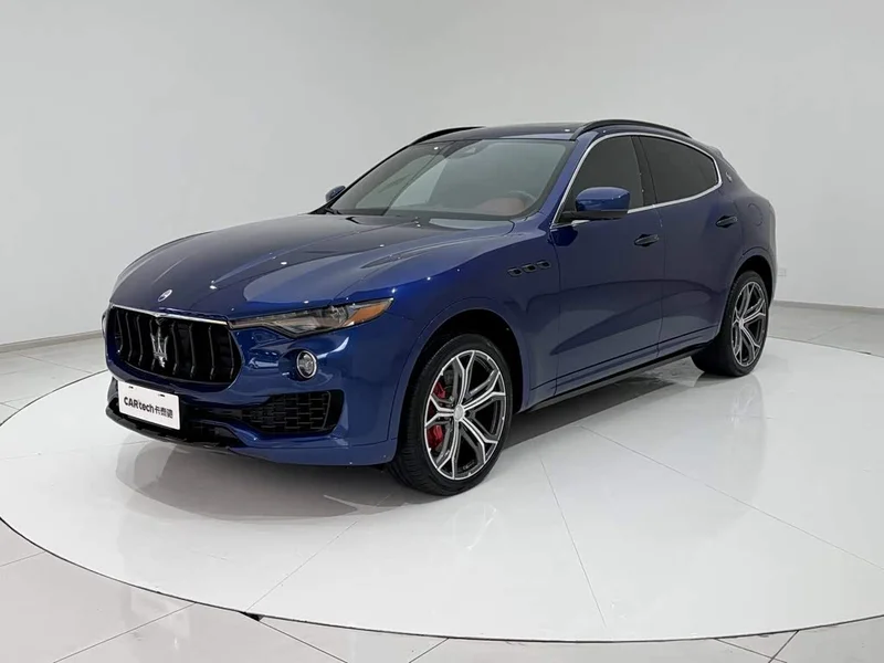 Maserati Levante — фото 24