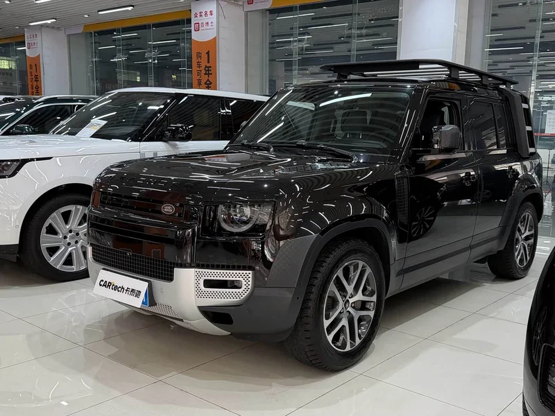 Land Rover Defender — фото 1